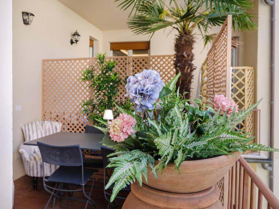 Casa Silvia - Honeymoon Flat With Terrace *