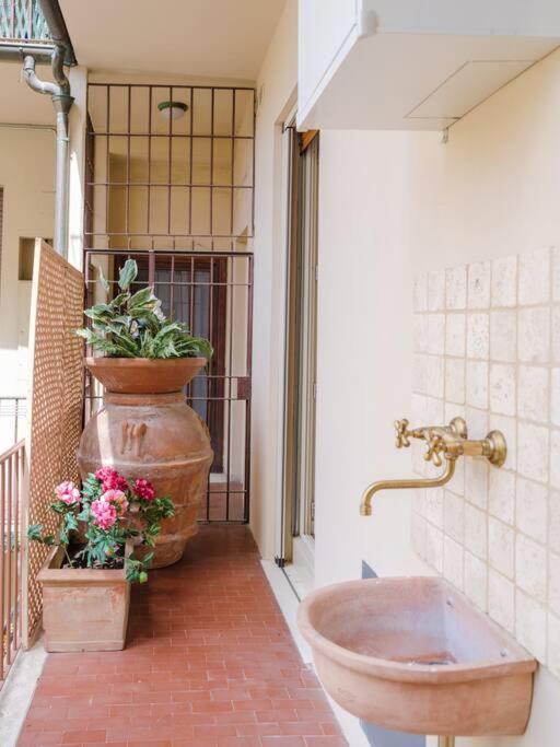 Casa Silvia - Honeymoon Flat With Terrace * Florencia